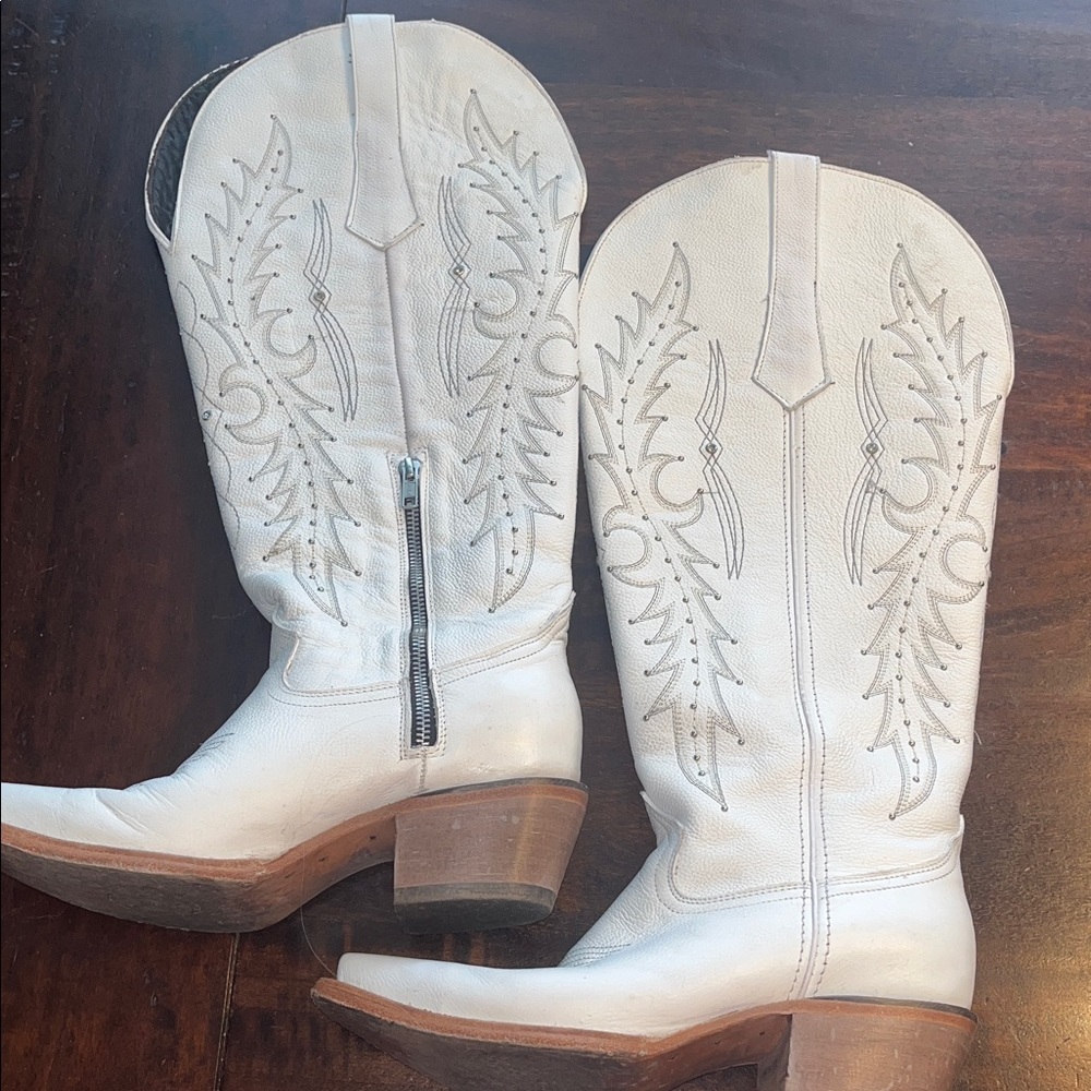 White Western Heeled Boots